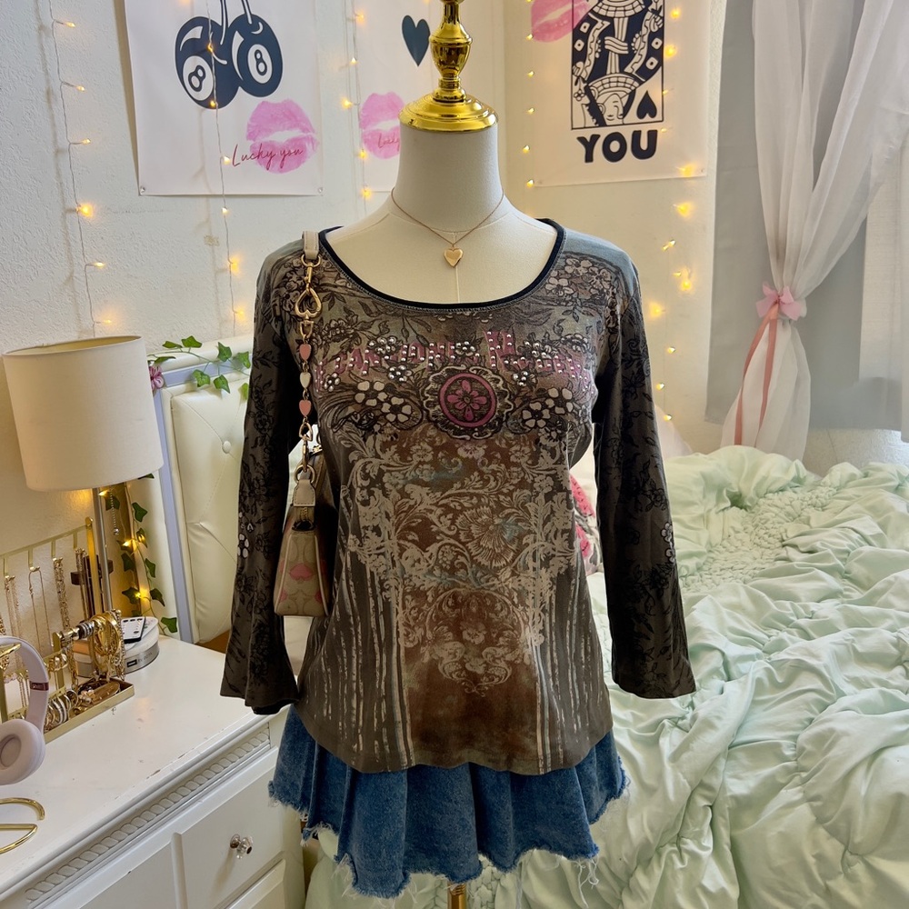 Graphic Bling Sleeve Top ❀